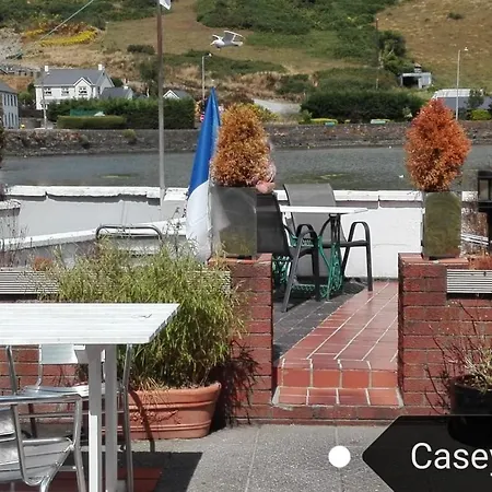 Bed & Breakfast Caseys Of 3*