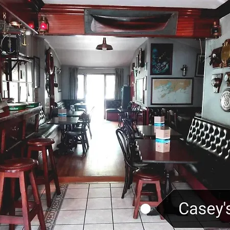 Caseys Of Bed & Breakfast 3*